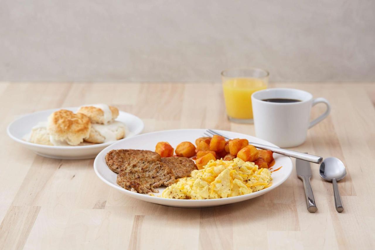 Drury Inn & Suites Kansas City Shawnee Mission Merriam エクステリア 写真